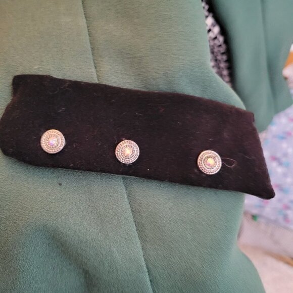 Vtg Beautiful Green Blazer With Detailed Buttons And Velour - Picture 10 of 11